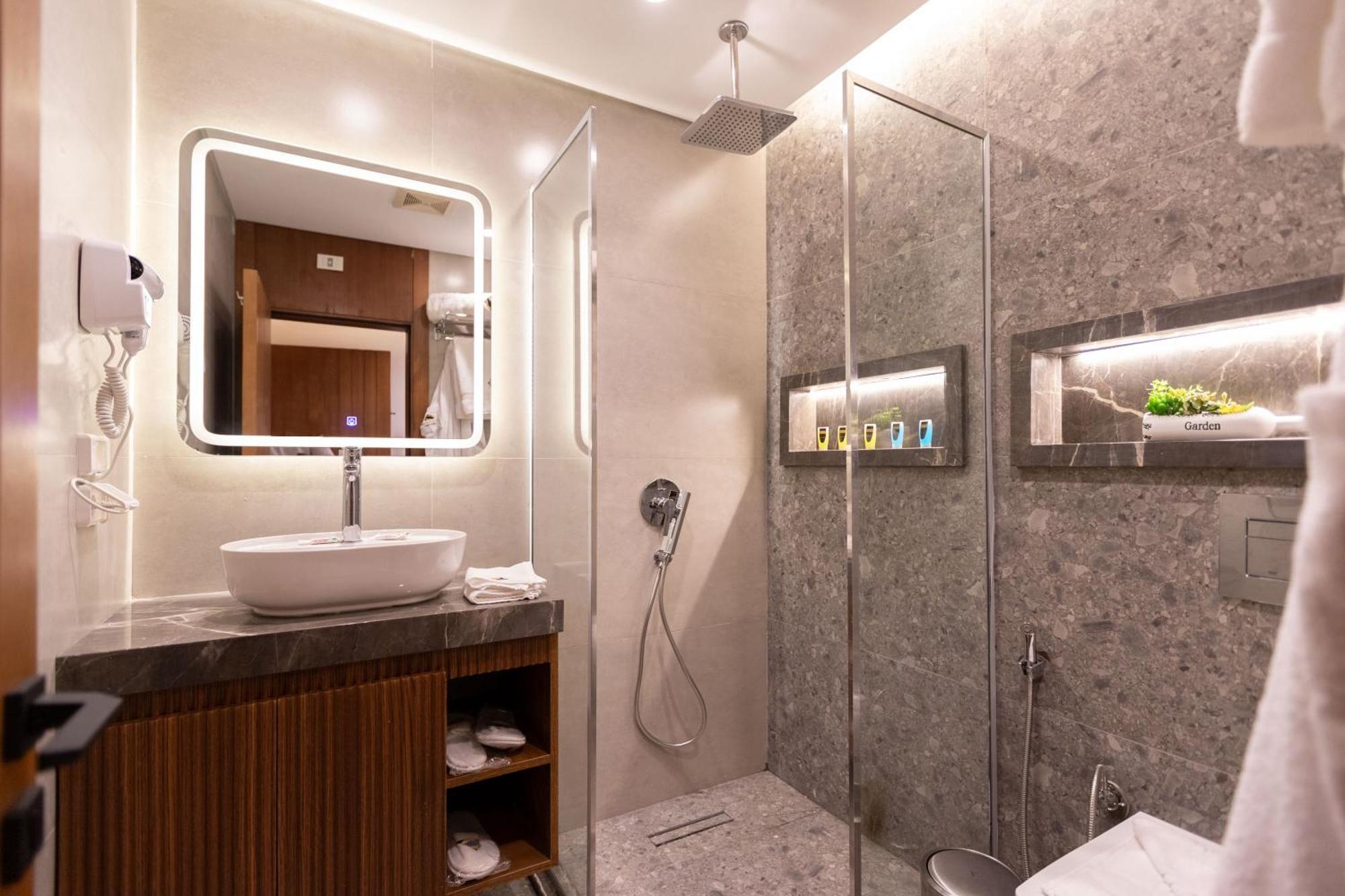 Galaxy Pyramids View Inn Kafrat al Jabal Exterior photo