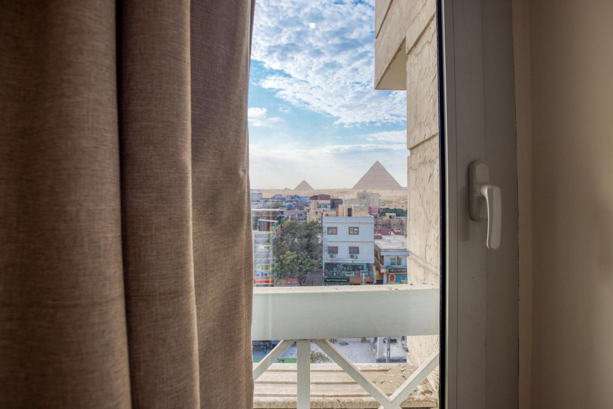 Galaxy Pyramids View Inn Kafrat al Jabal Exterior photo