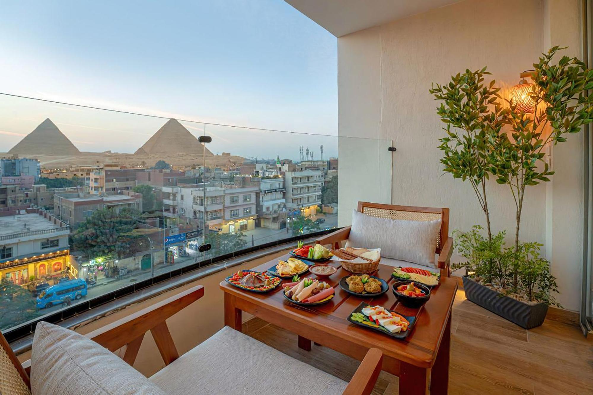 Galaxy Pyramids View Inn Kafrat al Jabal Exterior photo